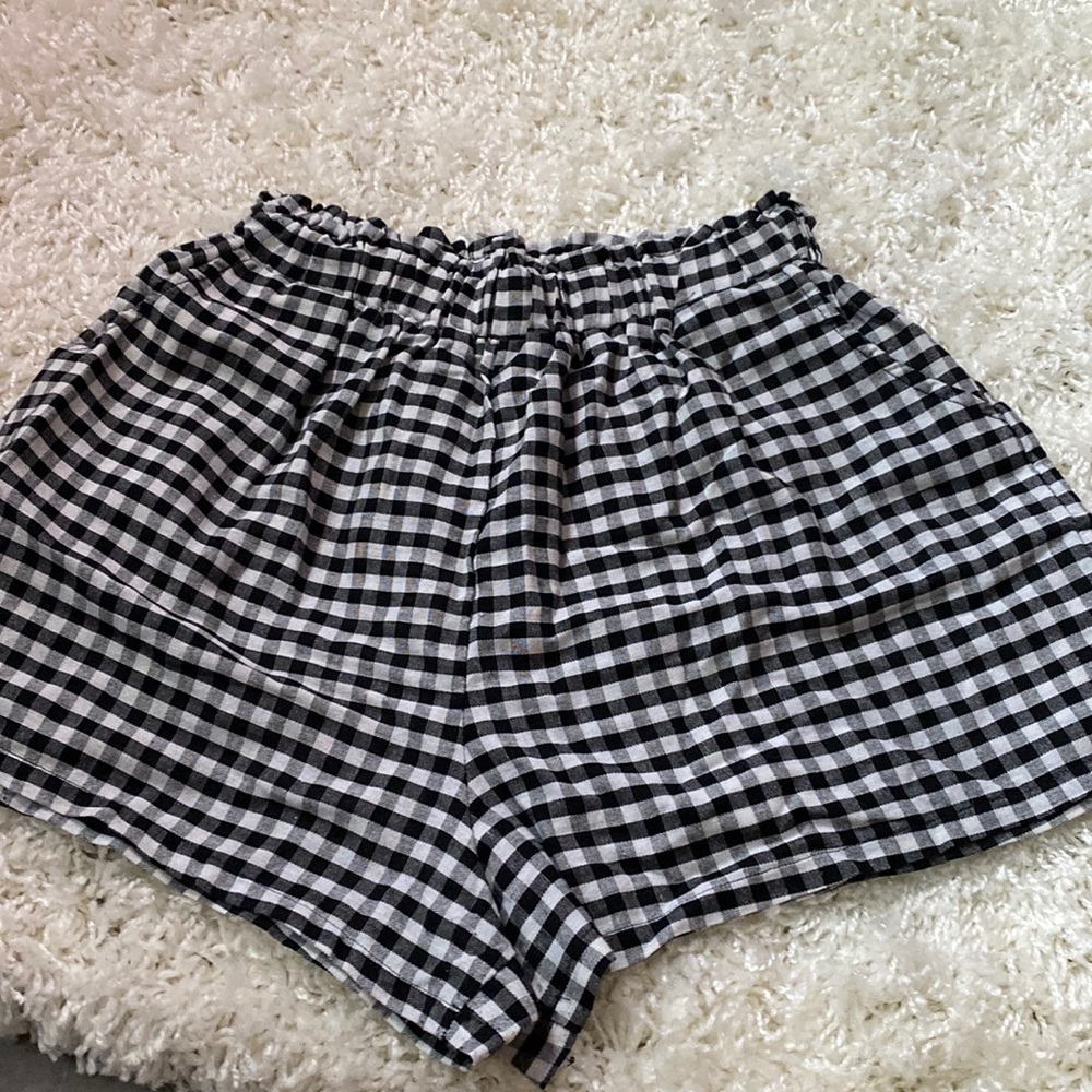 women’s plaid shorts